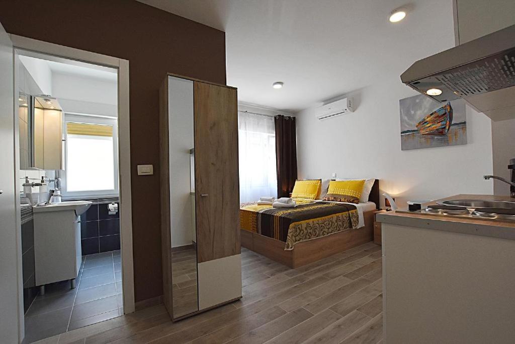 Roko & Borna Free Public Parking Apartment Zadar