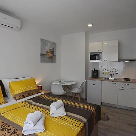 Roko & Borna Free Public Parking Apartment Zadar Exterior photo