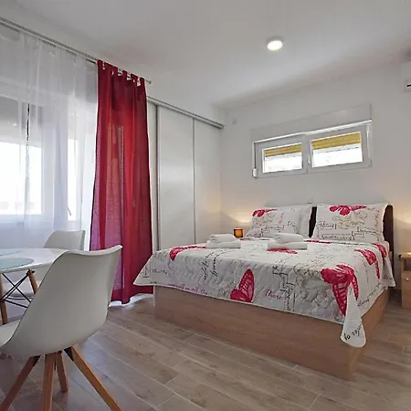 Roko & Borna Free Public Parking Apartment Zadar Exterior photo